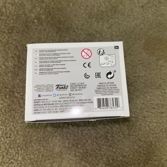 Dustin Stranger Things Funko Pop - Picture 7 of 7